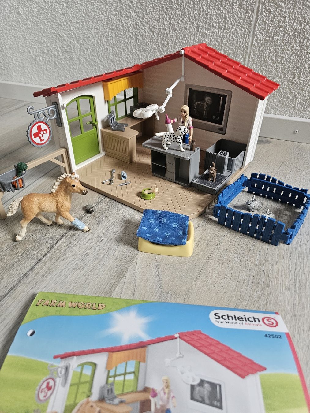Schleich Giocattoli: Schleich Tierarztpraxis  – Usato da Bätterkinden venduto da Pescelino