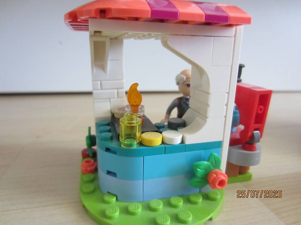 Lego Giocattoli: Mini Café- Lego Friends – Usato da Embrach venduto da Vza