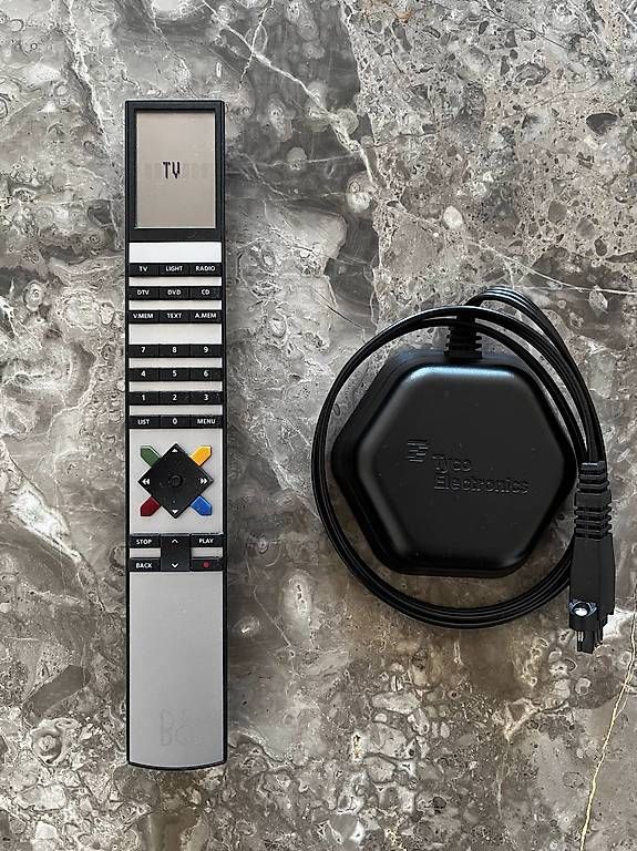 Televisori: Bang & Olufsen Beoplay V1-32" – Usato da Epesses venduto da jenskleis 3