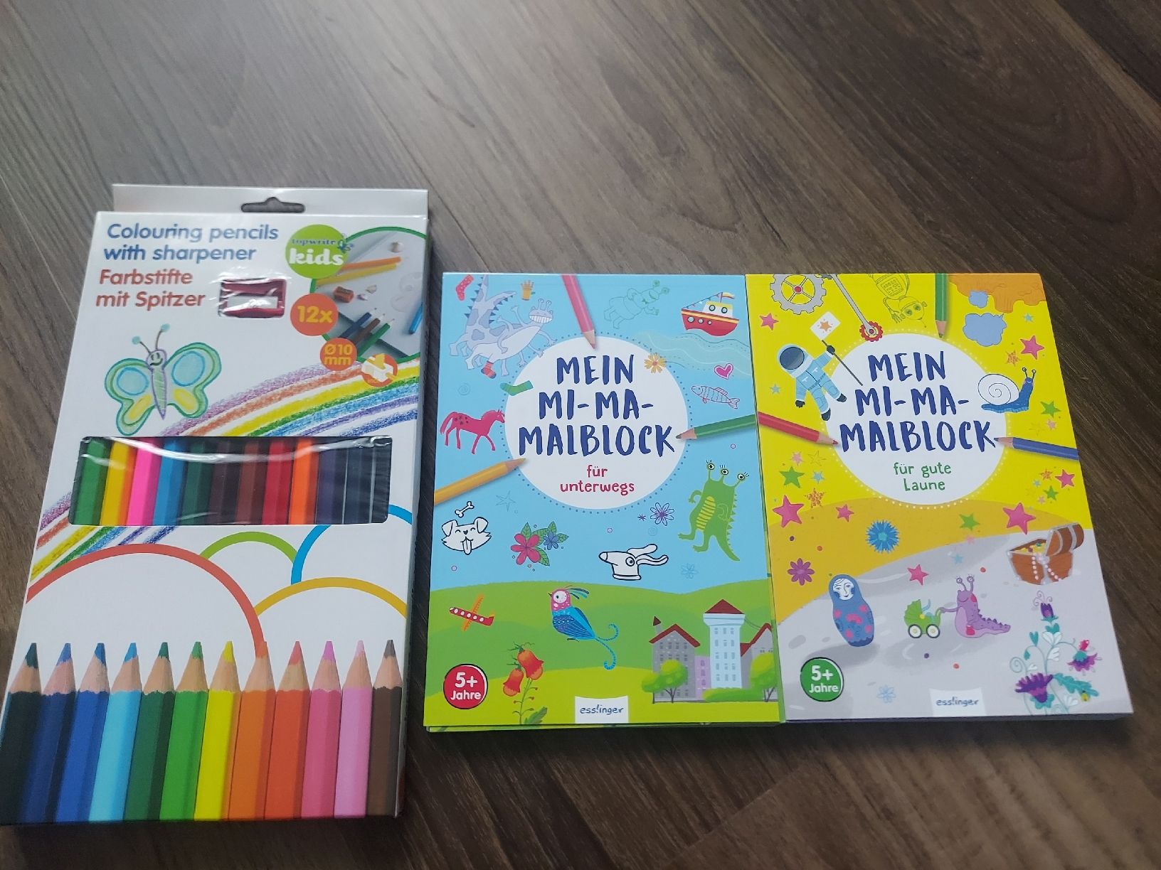 Libri: Malbücher und Farbstifte NEU – Nuovo (secondo la descrizione) da Altishofen venduto da tammy05