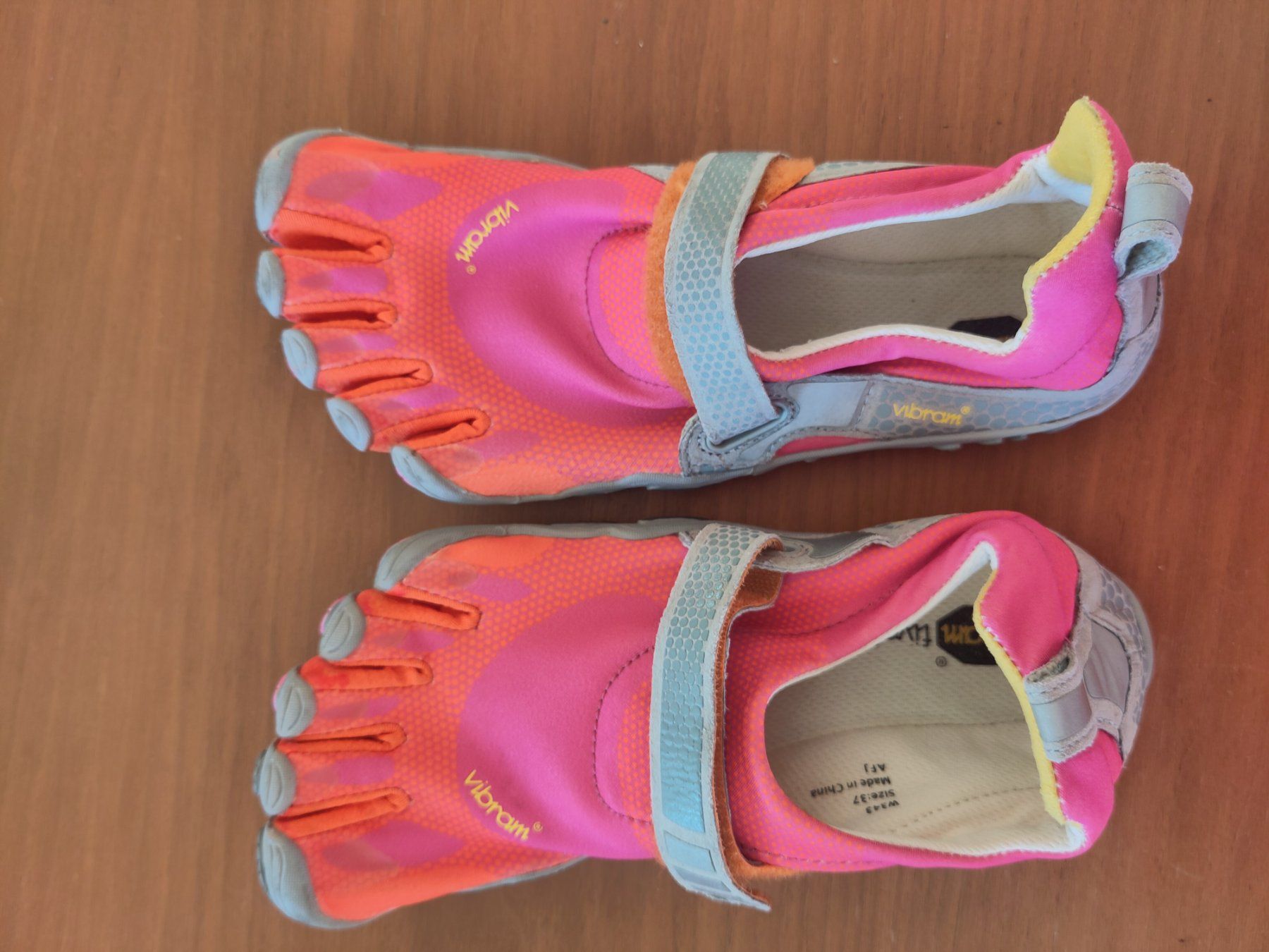 Vibram Scarpe da donna: Vibram FiveFingers - Grösse 37 - Barfussschuhe – Nuovo (secondo la descrizione) da Zürich venduto da Bischosa