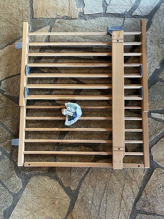 Lauf- & Sicherungsgitter: Geuther Barrière de sécurité escalier  – Gebraucht aus Les Collons von gehaisse