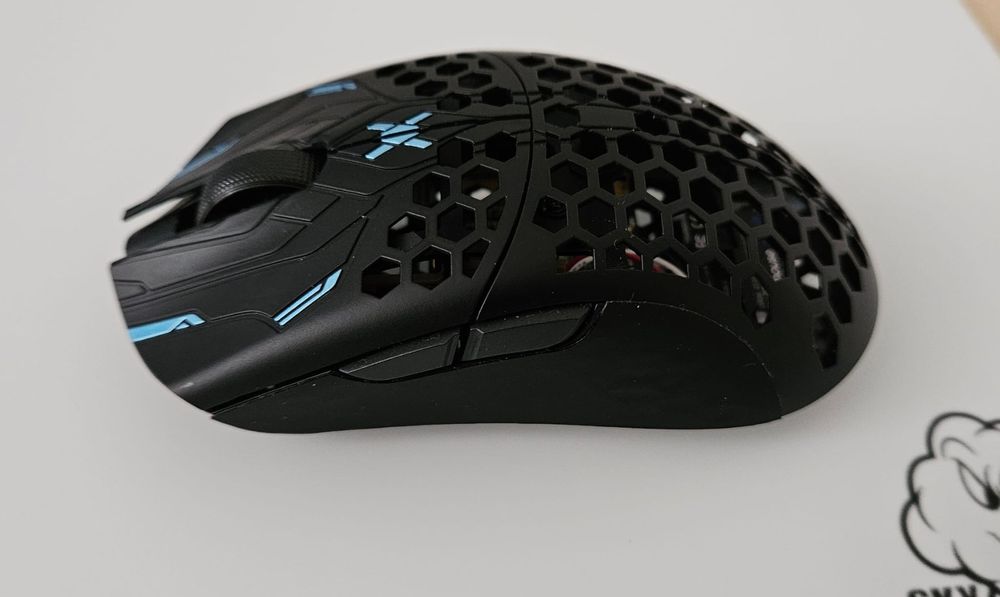 Finalmouse Ultralight X Lion | Kaufen auf Ricardo