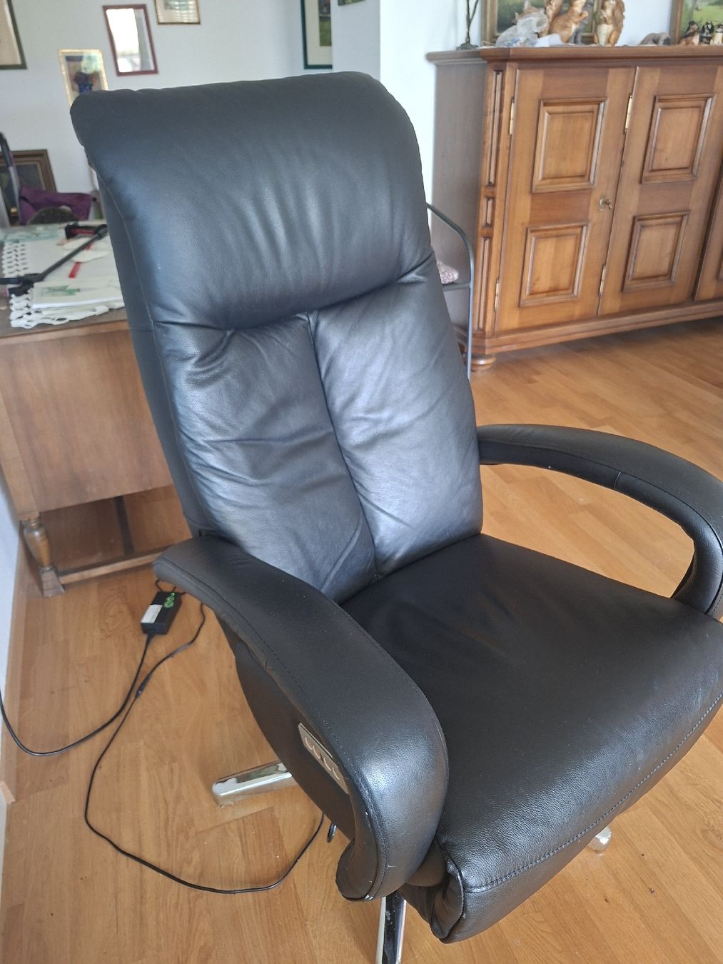 Sessel: elektrischer Relaxsessel leder – Gebraucht aus Jegenstorf von Bergeran 1