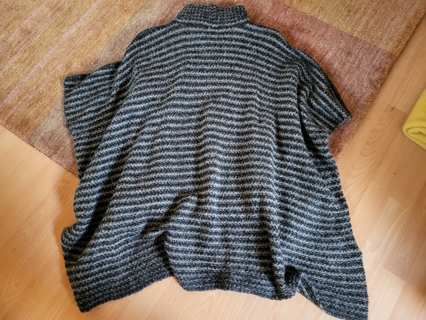 Zara Altro in Moda donna: Umhang/Poncho/Cape – Usato da Matt venduto da Pippilotta05 4