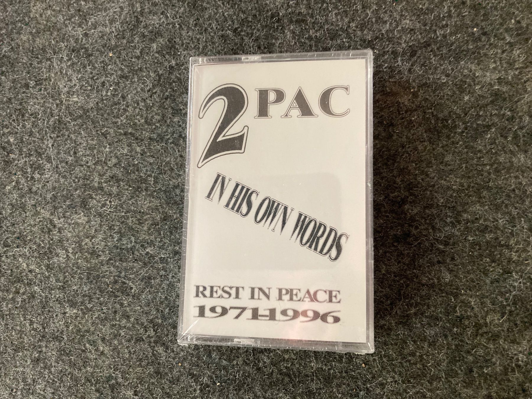 Musicassette: 2Pac - In His Own Words (MC) – Nuovo (secondo la descrizione) da Fribourg venduto da Karushi