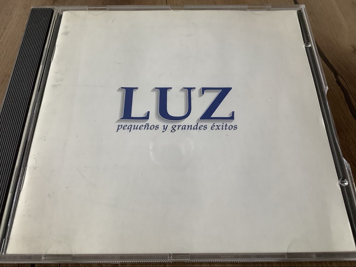 CDs: Luz - pequeños y grandes éxitos CD – Gebraucht aus herzogenbuchsee von HIFIANER