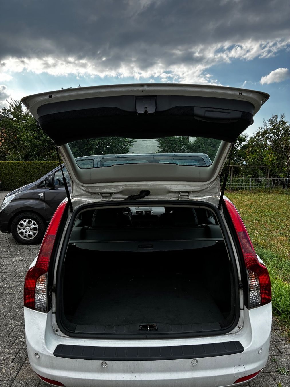 Volvo Autos: Volvo V50 2.0d 136ps – Defekt aus Holziken von Danjel1 9