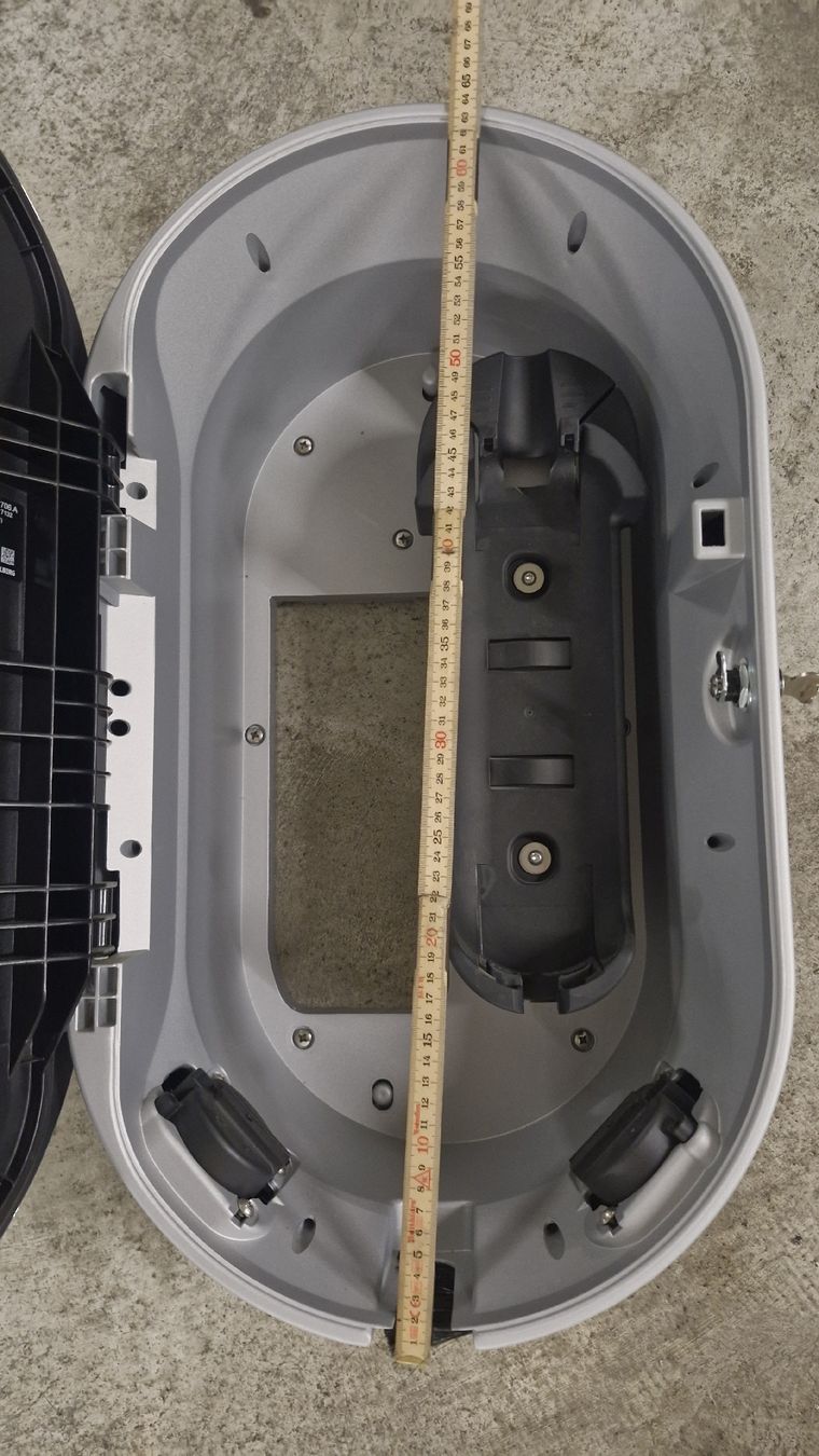 Chargeurs de batterie: Porsche E-Charger Hülle – D'occasion à Bülach par colaslive 2