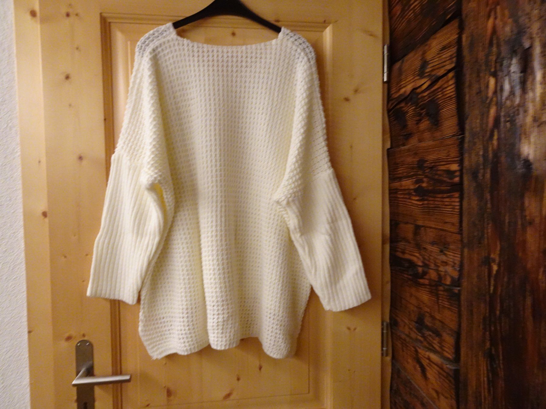 Maglioni & Felpe: Uni weisser oversize Sommerpulli Gr. XL - 426252 – Usato da Küssnacht am Rigi venduto da Good4Deckeli 1