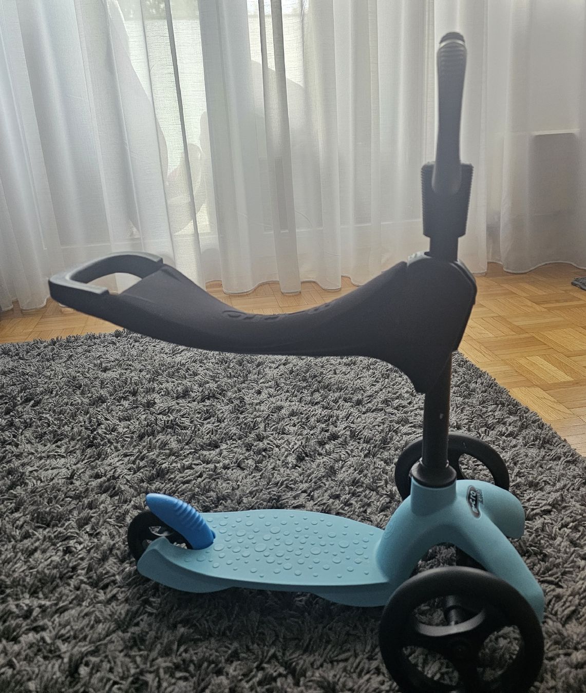 Veicoli per bambini: Micro Trike Kinderroller mit Sitz und Griff, Top Zustand – Usato da Zürich venduto da sla_8krg