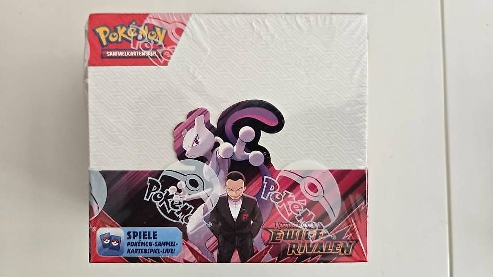 Pokémon Cartes à collectionner: Pokémon Booster Display Case Sealed - Ewige Rivalen – D'occasion à Hagenbuch ZH par RoumanV 2