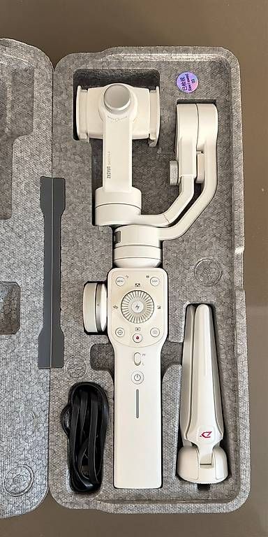 Supporti a parete: Gimbel Zhiyun Smooth 4 – Usato da Zürich venduto da qua_ff2s