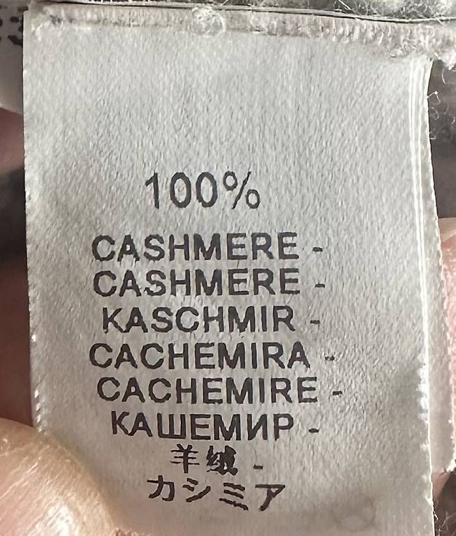 Maglioni & Felpe: Kaschmir Pullover kurzarm – Usato da Würenlos venduto da avauva 3