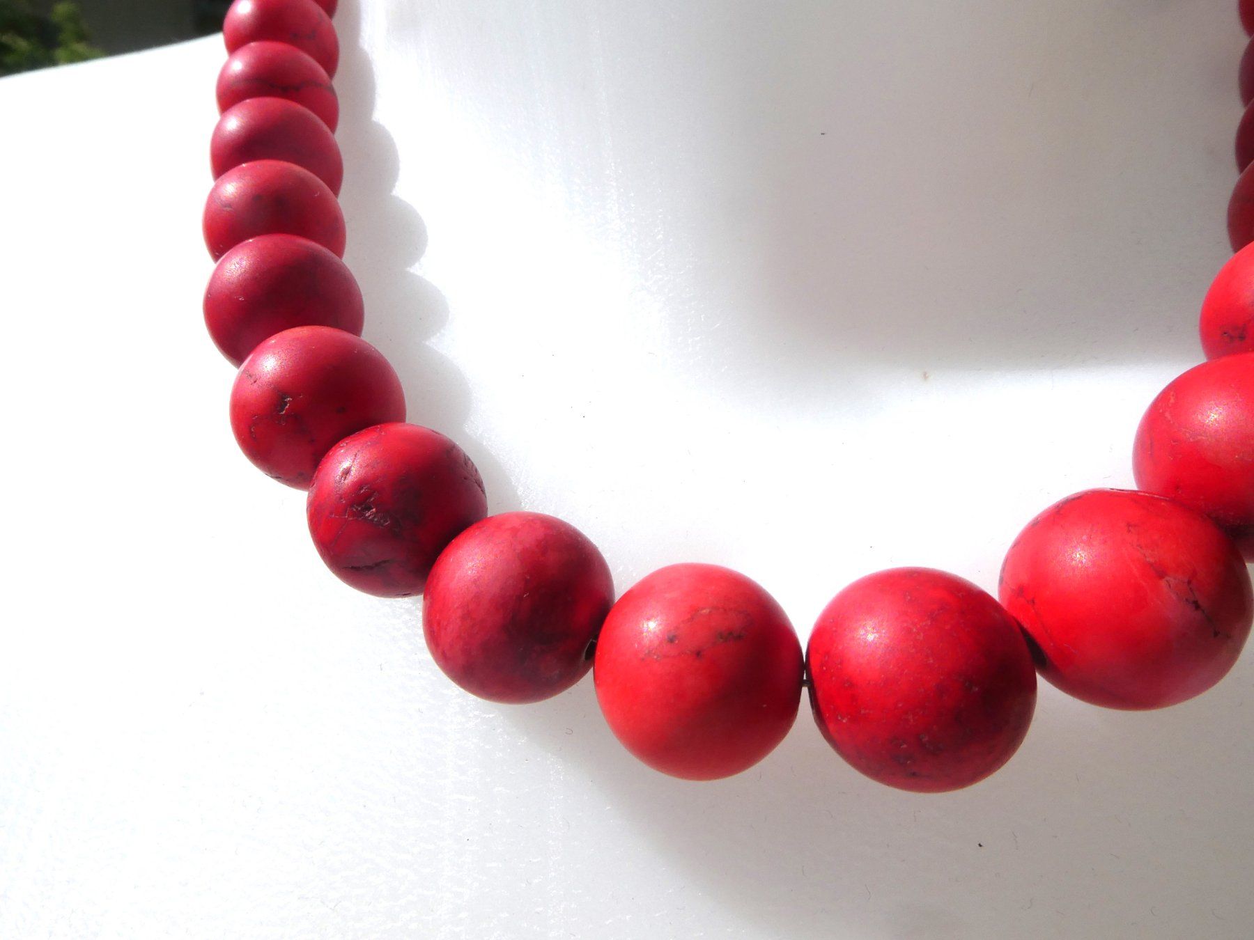Ketten: Schönes Collier mit roten Kugeln, Länge 45cm – Neu (gemäss Beschreibung) aus Gattikon von kaandooh 5