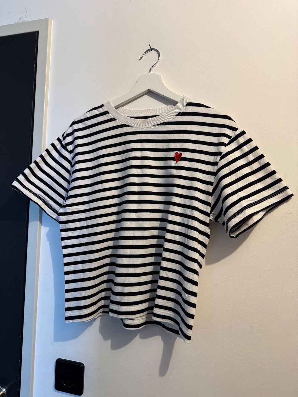 T-shirts: Shirt Reserved – D'occasion à Arbon par flowerandfound