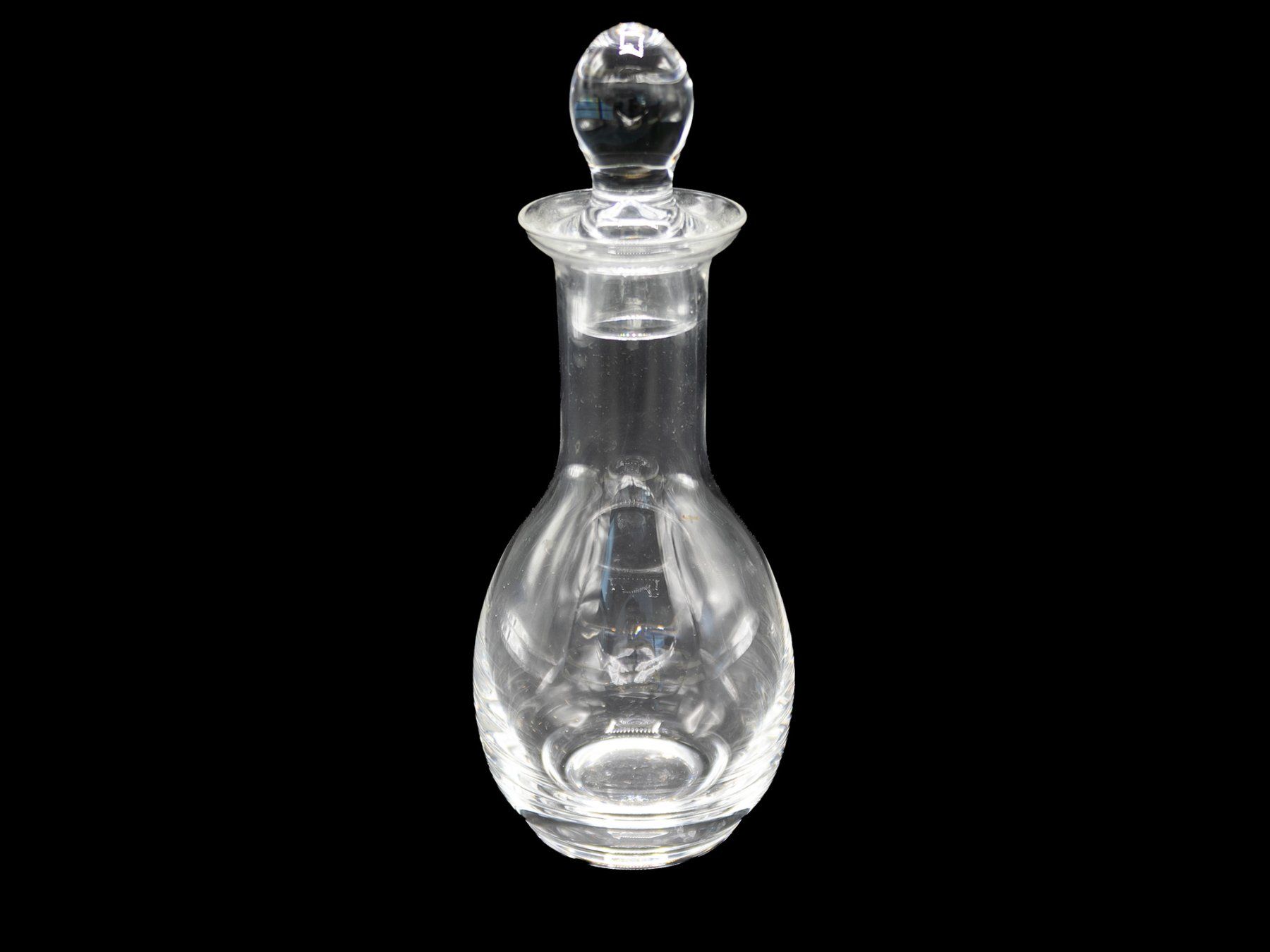 Carafes: Glaskaraffe mit Glasstopfen – D'occasion à Romanshorn par Restwert_Romanshorn