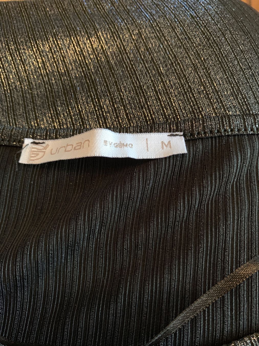 Maglioni & Felpe: Pull de fête Gémo taille M – Usato da MEYRIN venduto da Gwendo10 2