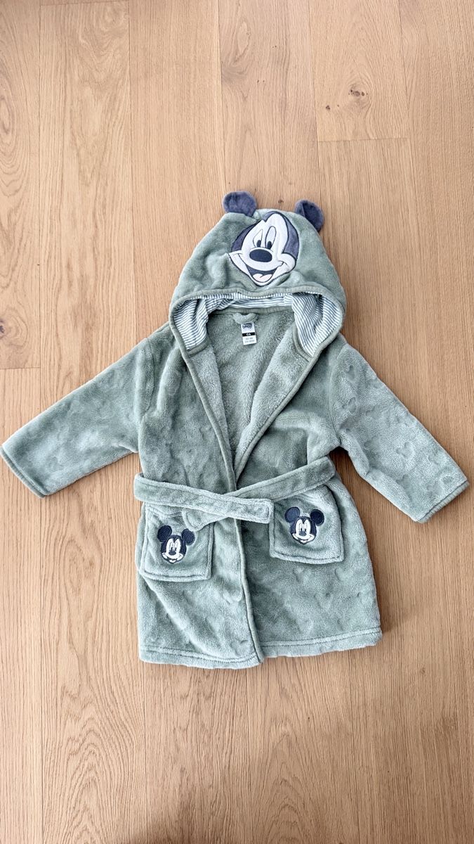 C&A Accappatoi: Bademantel Gr. 92-98 – Usato da Rain venduto da Heike5284