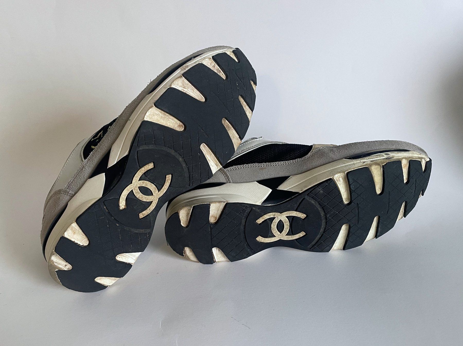 Chanel Scarpe da donna: CHANEL Sneakers, Gr.37.5 / 38 – Usato da Zürich venduto da Caro55 9