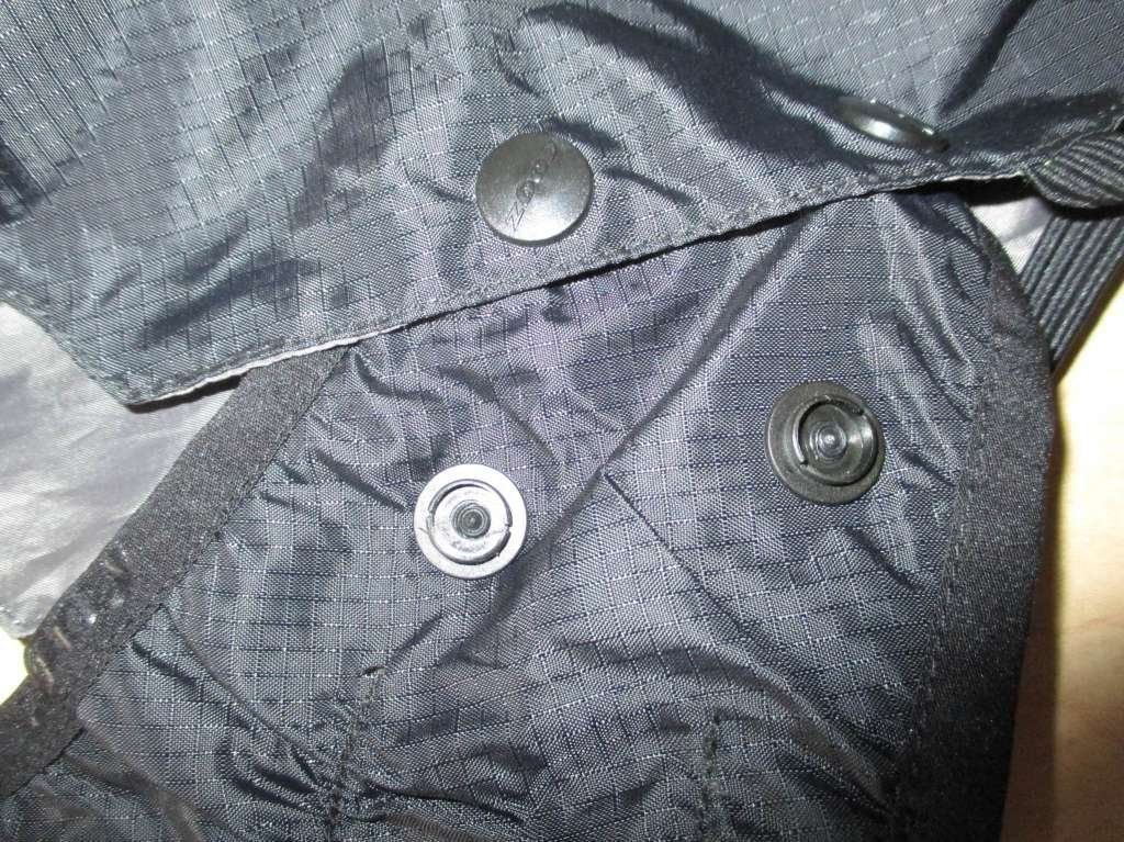 Abbigliamento: Regenmäntel  von rogz gr.22cm  NEU – Nuovo e nell'imballaggio originale da Winterthur venduto da katzen07 5