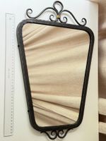 Miroir fer forgé vintage trapézoïdal noir et doré