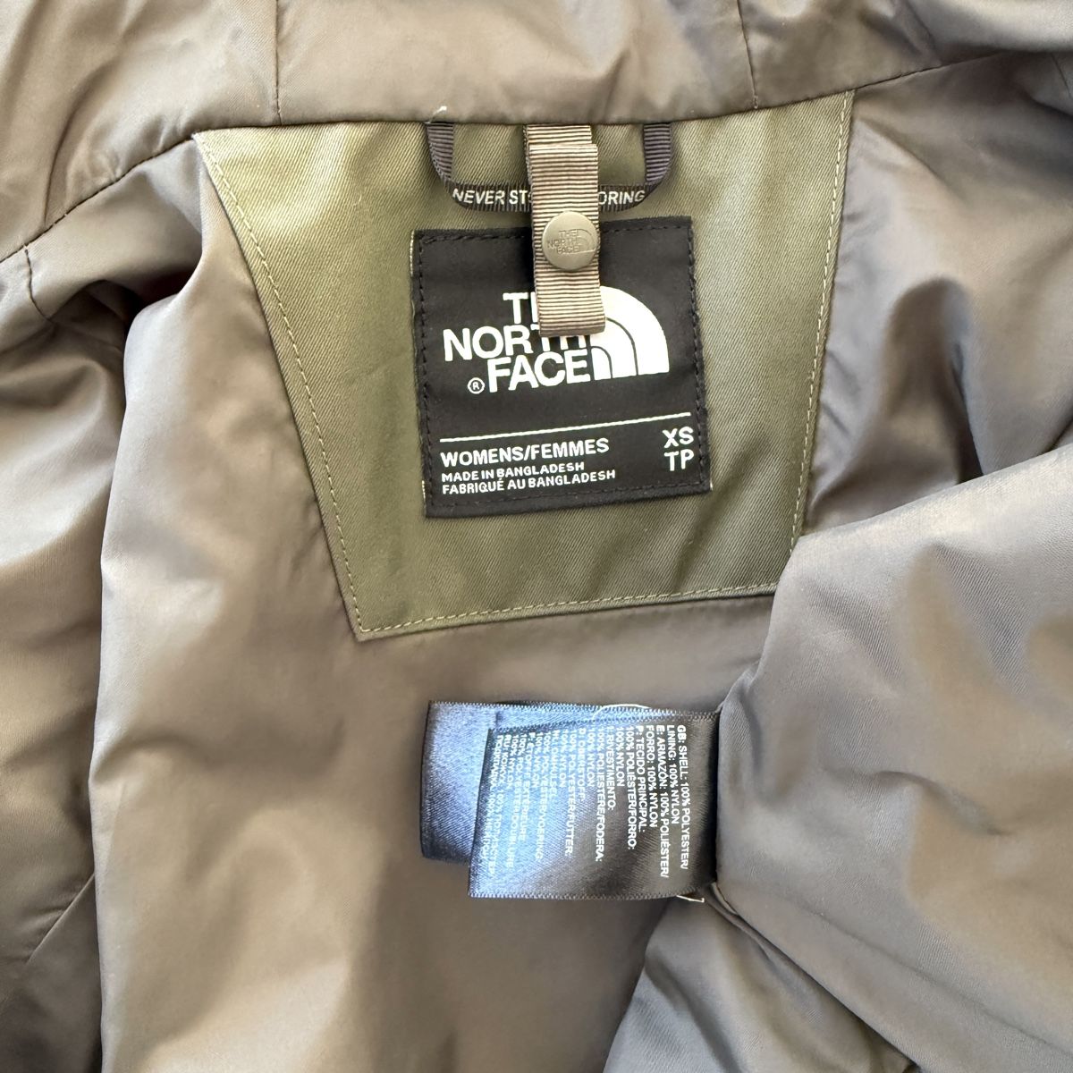 North Face Giacche: THE NORTH FACE Gore-Tex Jacket – Nuovo (secondo la descrizione) da Emmen venduto da Nightingale_2022 8