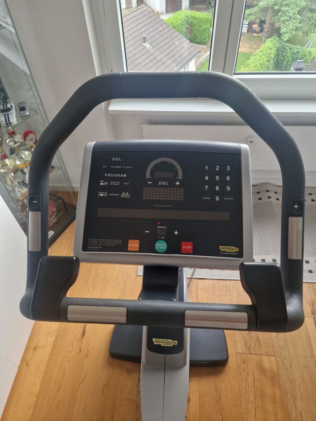 Technogym Hometrainer: Techno Gym Ergobike TOP Zustand – Gebraucht aus Heerbrugg von Haris_O 3