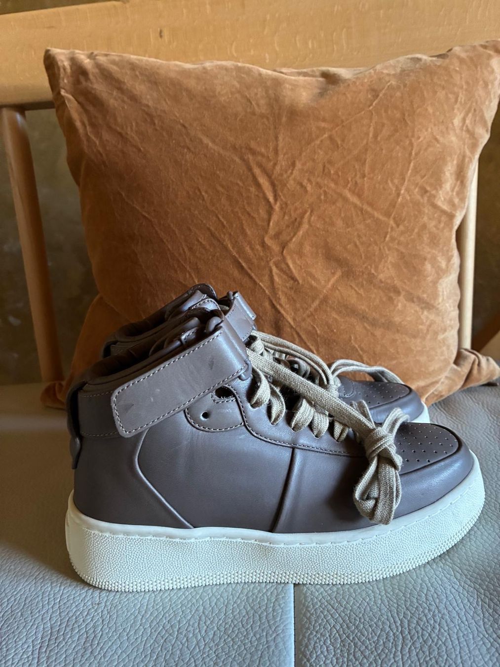 Celine Chaussures femmes: CELINE – Neuf (Voir description) à Rümlang par har_z6qv 1