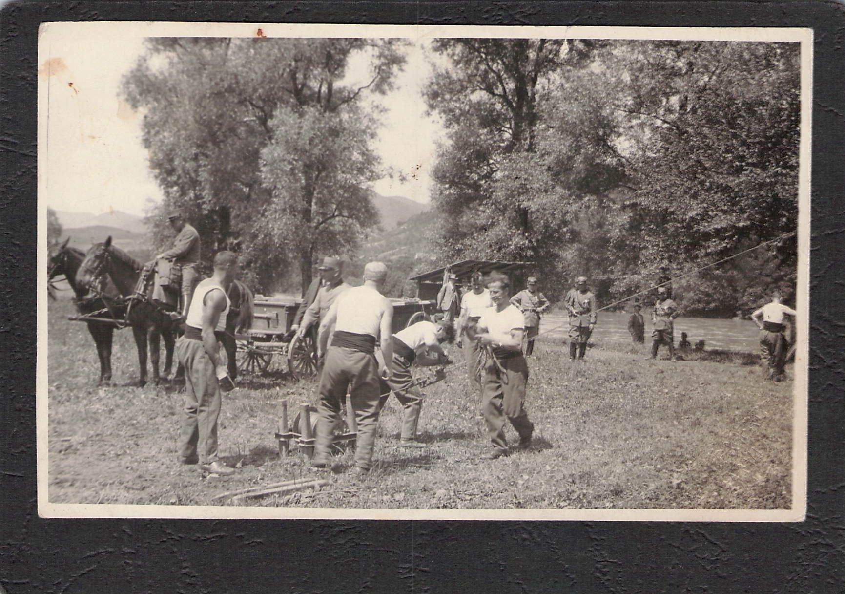 Cartoline postali: -Echtfoto Pontoniere an Land – Usato da Reichenburg venduto da Pipo-67