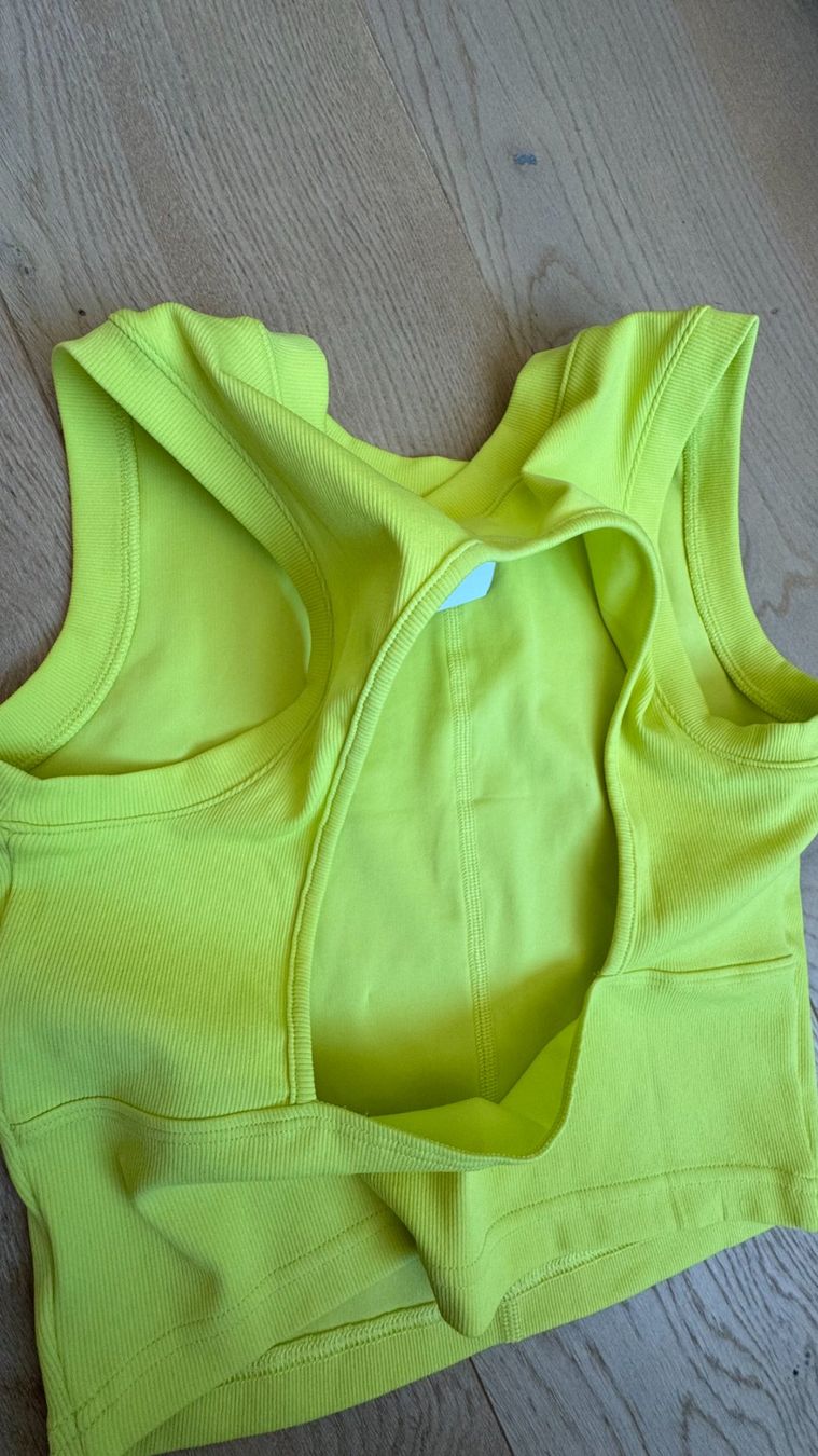 Gymshark Tops: GYMSHARK Top,  Gr. XS – Gebraucht aus Siebnen von Trans-Am 4