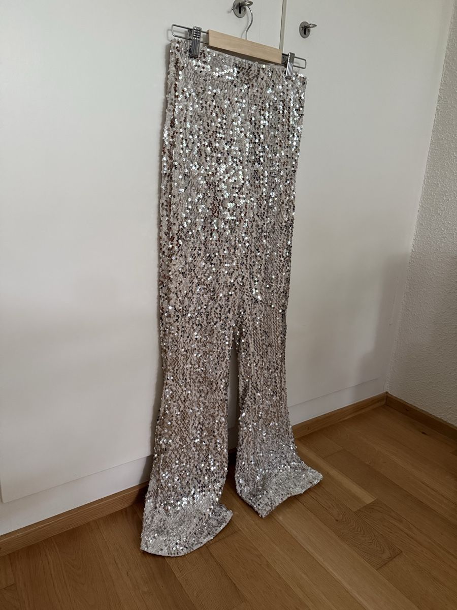 Pantalons: Les Jumelles Sequin Flared Trousers – New – Neuf avec emballage d'origine à Zürich par eve_m2gr 1