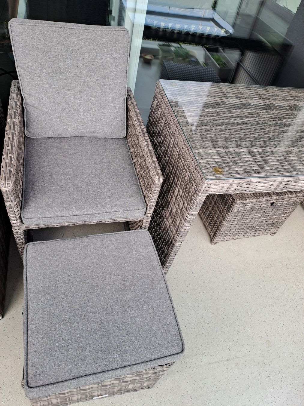 Set di tavolo e panche: Set di mobili da giardino/ Gartenmöbelset – Usato da Osogna venduto da stella086 4