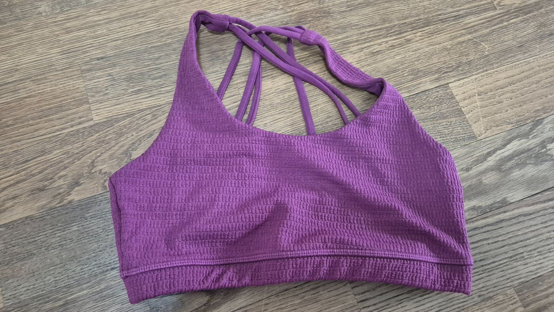 Altra biancheria intima: Purple sports bra size S – Usato da Zürich venduto da monadiederich 1