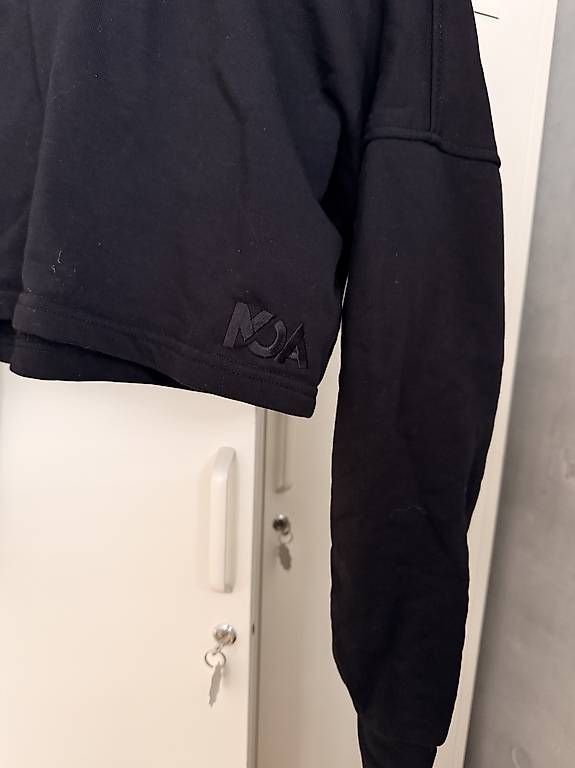 Maglioni & Felpe: Crop Hoodie Grösse S – Usato da Winterthur venduto da Streisel 2
