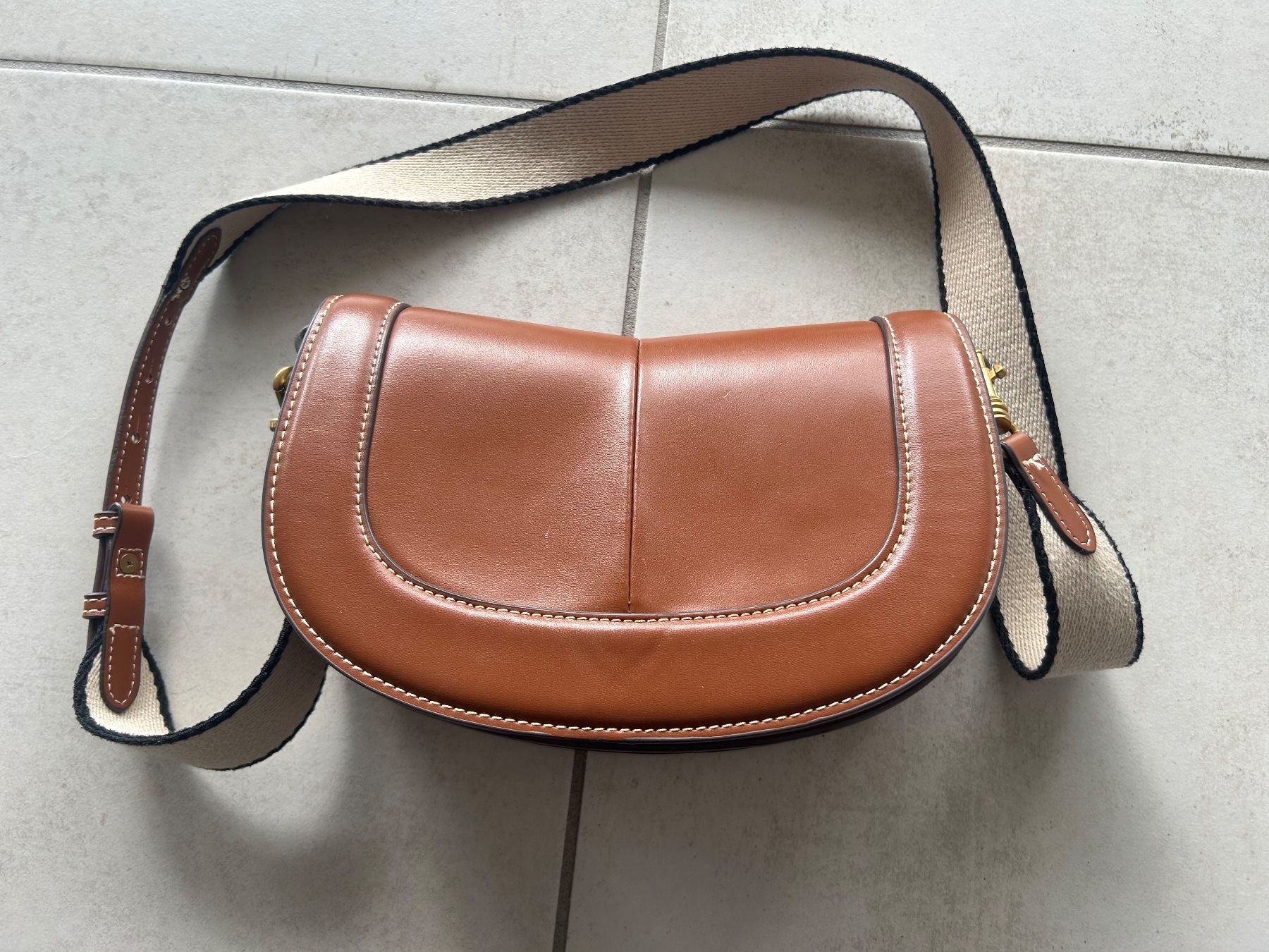 Borse da donna: Sac bandoulière Zara – Usato da Courrendlin venduto da loko2910