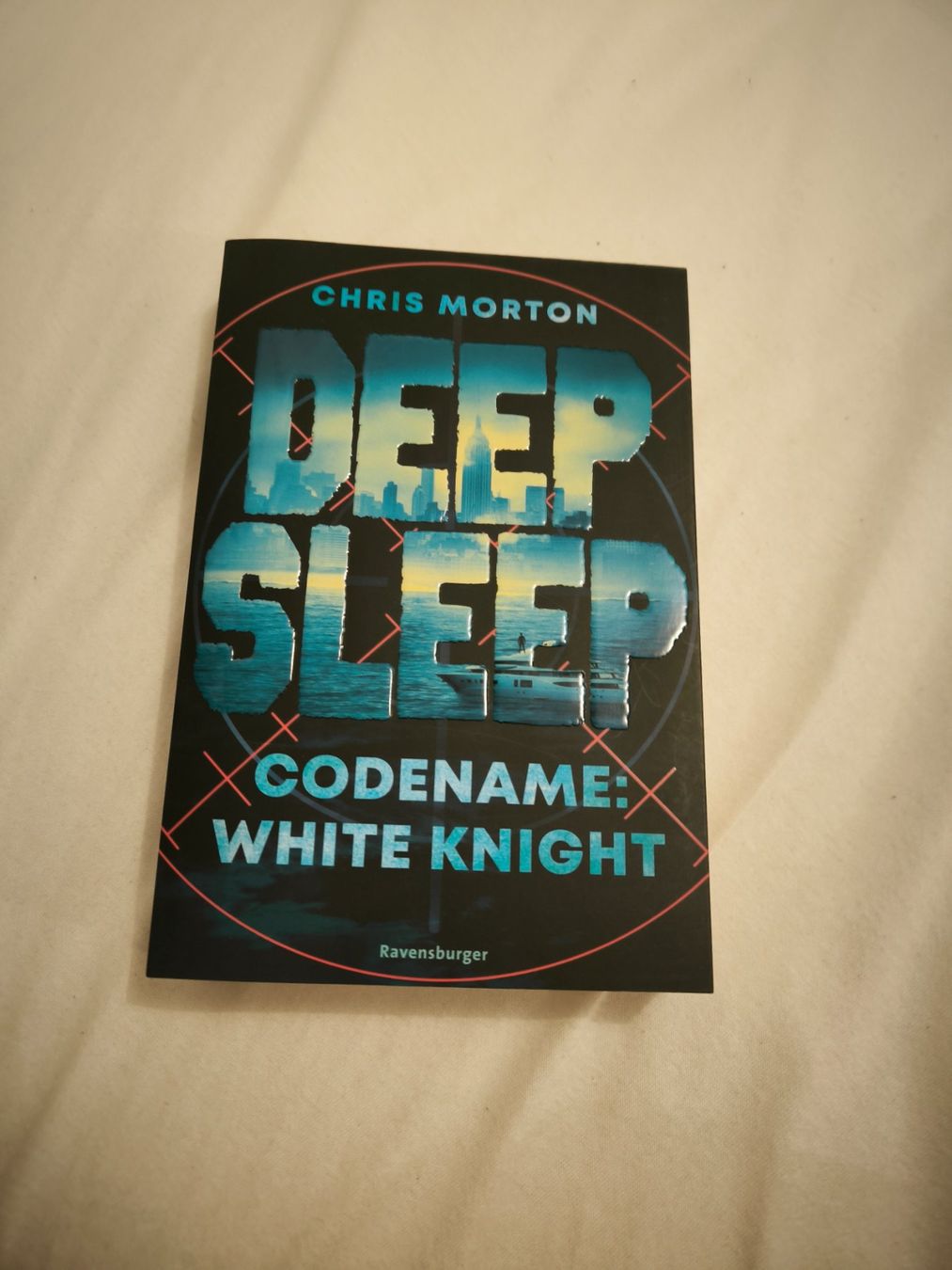Libri: Deep Sleep, Band 1 - Codename: White Knight - Chris Morton – Nuovo e nell'imballaggio originale da Sargans venduto da .isa_