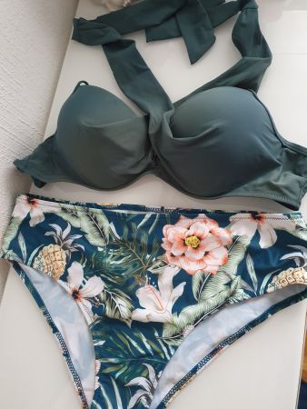 Maillot de Bain 2 Pièces Taille XL - Motifs Tropicaux🌴☀️