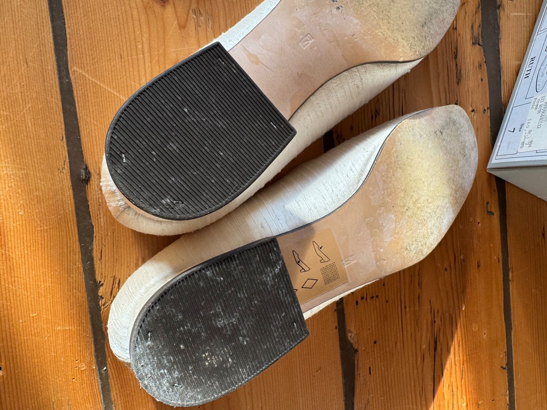 Rainbow Scarpe da donna: Seidenschuhe Grösse 7 1 mal getragen – Usato da Gams venduto da siramelina 3