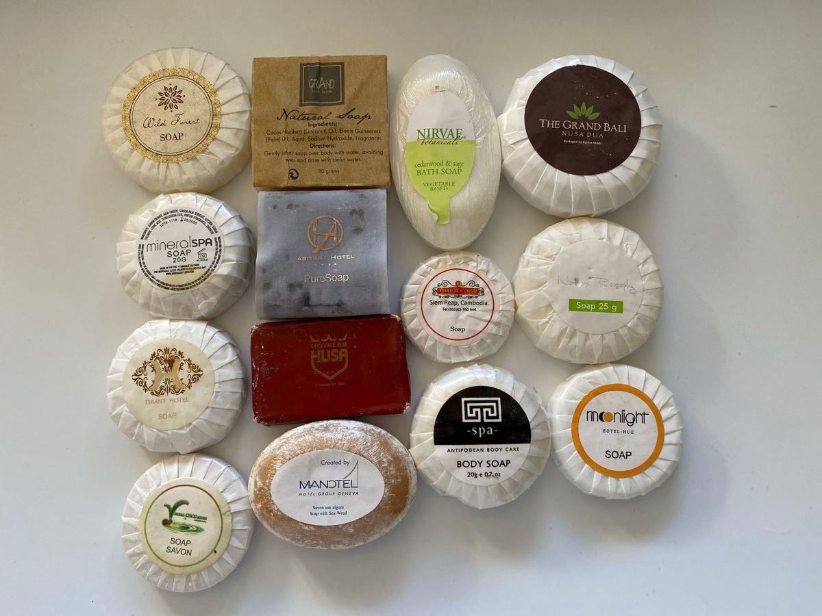Doccia: Lot de savons d'hôtels – Nuovo e nell'imballaggio originale da Bouveret venduto da wes_7zll