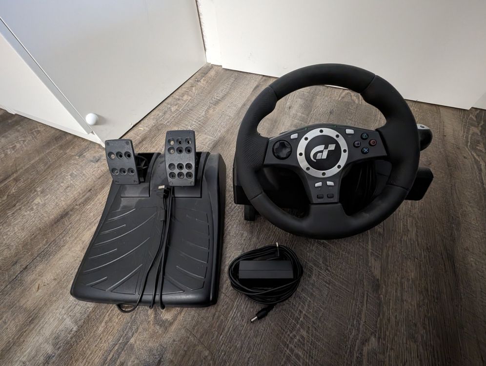Logitech Driving Force Pro für Playstation | Kaufen auf Ricardo