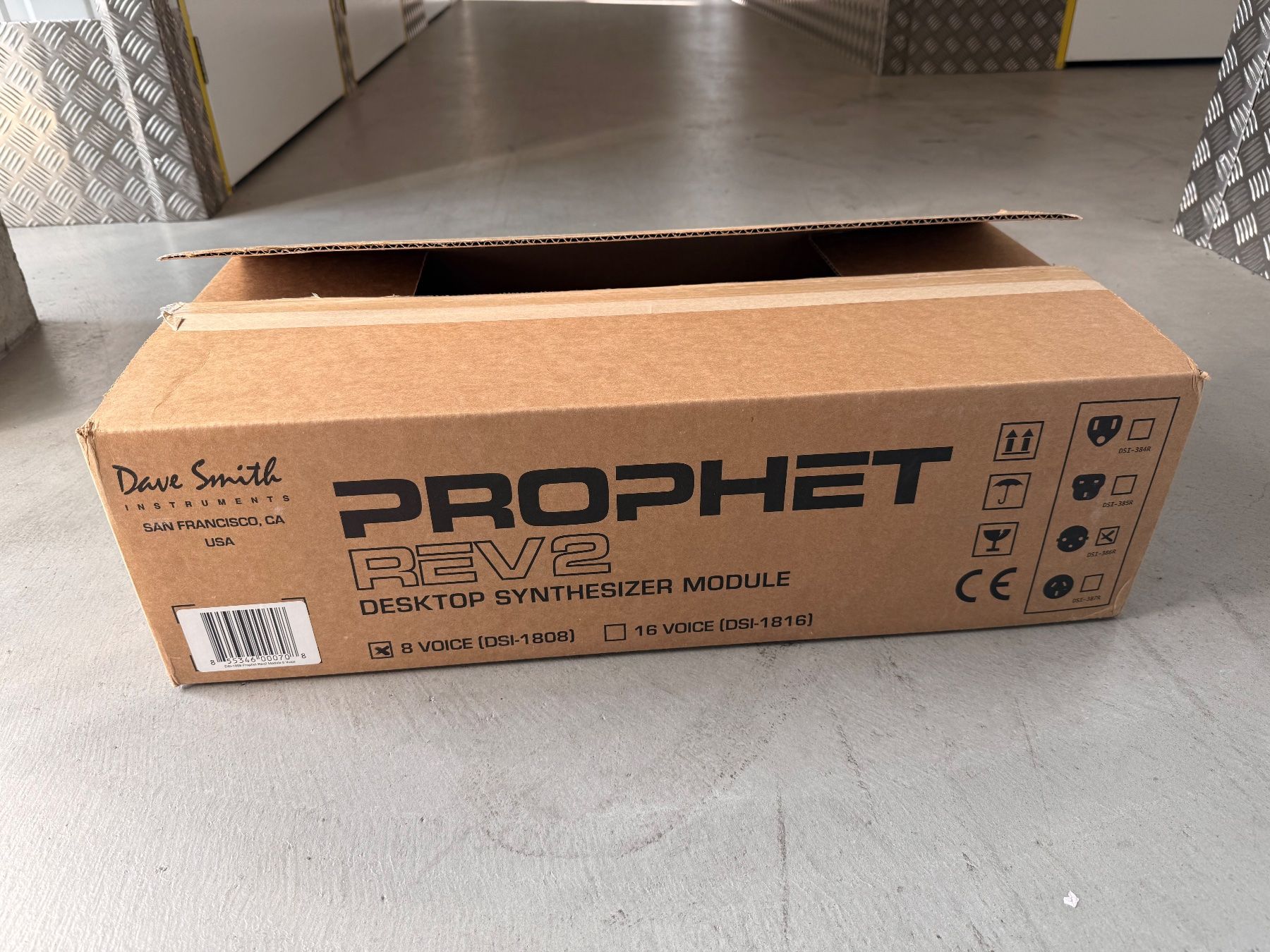 Strumenti musicali: Dave Smith Instruments Prophet Rev2 8-Voice Synthesizer – Nuovo (secondo la descrizione) da Reinach BL venduto da AninaFinds 4