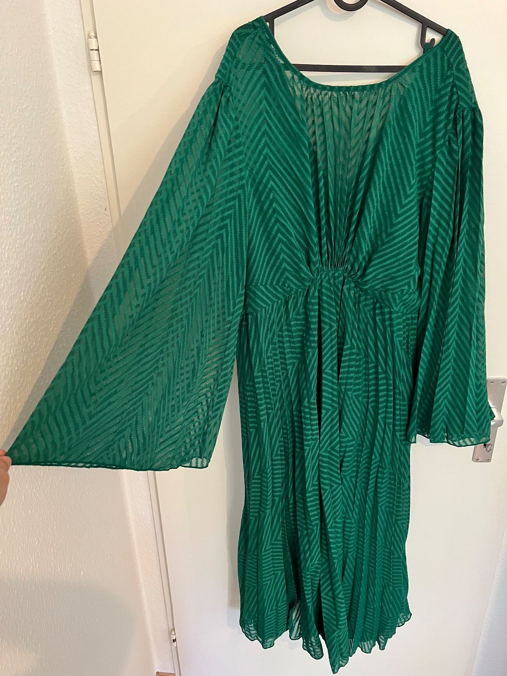 Asos Vestiti: Robe ASOSdesign verte elegante, taille 46 – Nuovo e nell'imballaggio originale da Petit-Lancy venduto da din_jh6k 4