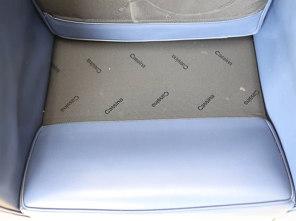 Cassina Poltrone: Le Corbusier Sessel LC2 von Cassina – Usato da Meinisberg venduto da atelier_TILIJA 6