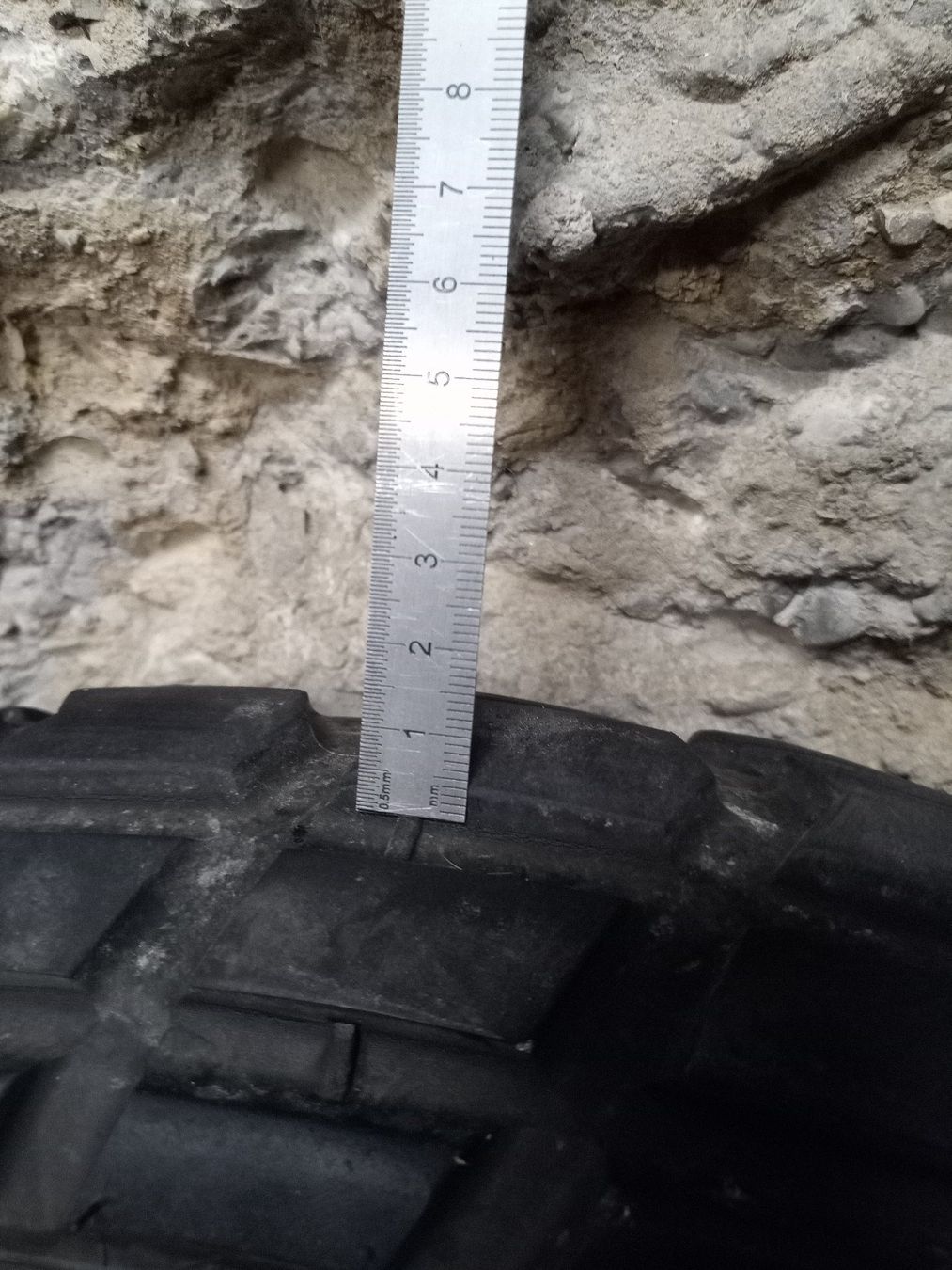 Harley-Davidson Pneumatici & Ruote complete: BATES BAJA Harley Reifen V/H – Usato da Diessenhofen venduto da Sesqui 6