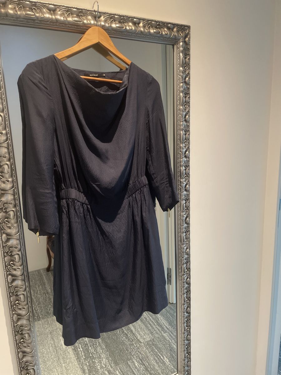 Kookai Kleider: Schönes KOOKAi Seidenkleid - Grösse 36 – Gebraucht aus Sementina von NinaDel