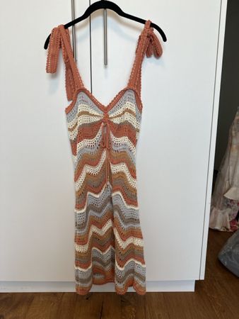 Zimmermann Kleid Grösse 1 gehäkelt mehrfarbig mit Bindeband