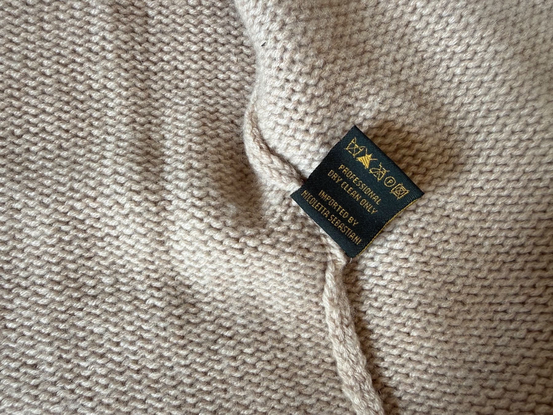 Giacche: Kashmir Strickjacke mit Blumenapplikation - Gr. M/S – Usato da Zürich venduto da pet_8jkt 4