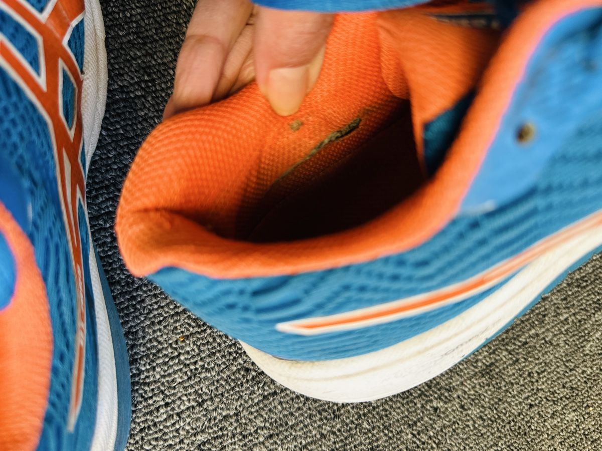 Asics Damenschuhe: asics femme taille 38 bleu – Gebraucht aus Bulle von LeMoleson 4