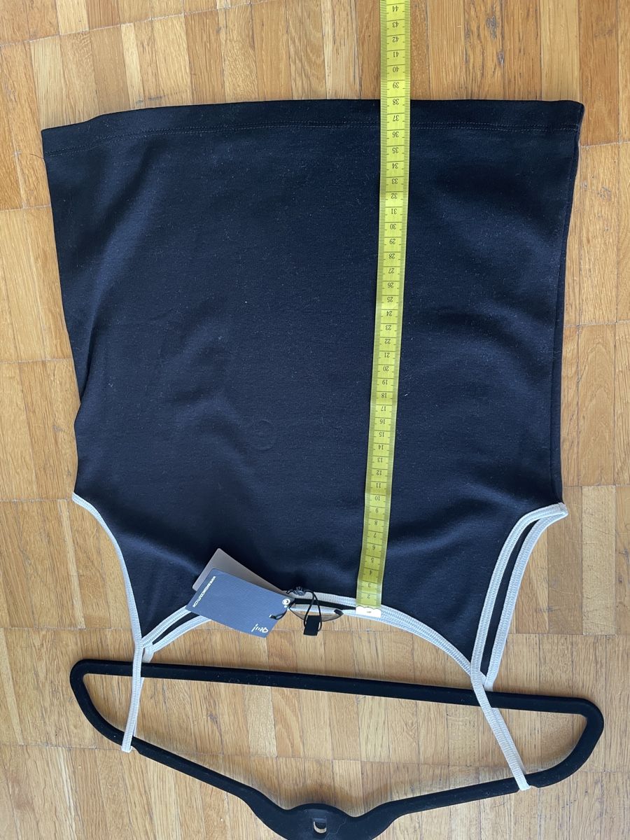 Massimo Dutti Tops: black Massimo Dutti top – Neu und originalverpackt aus Neuchatel von shi_9fzw 2